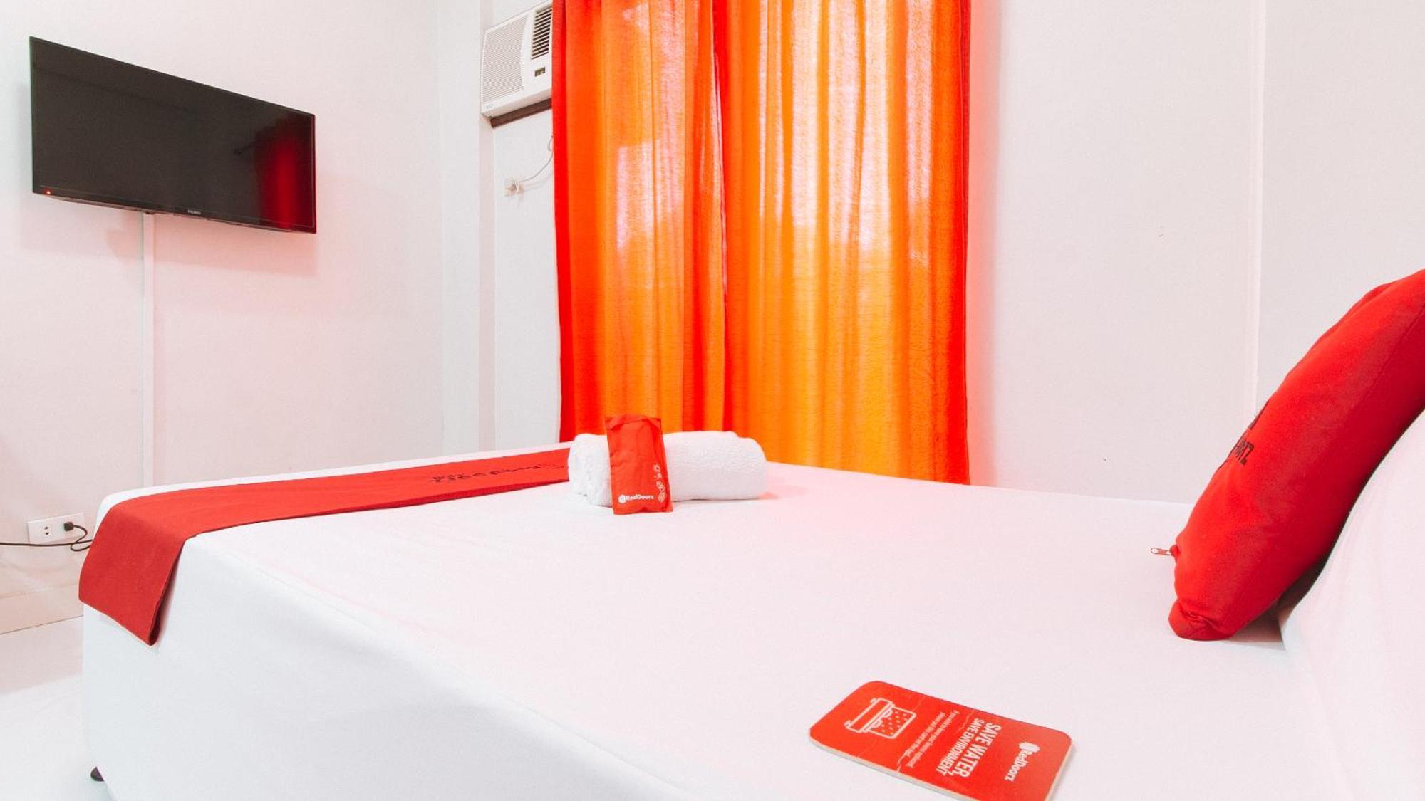 Hotel Reddoorz Near Naia Terminal 1 Paranaque City Exterior foto